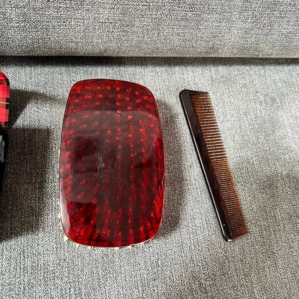 Vintage Black Leather Men's‎ Grooming Kit Brush Comb Barbers